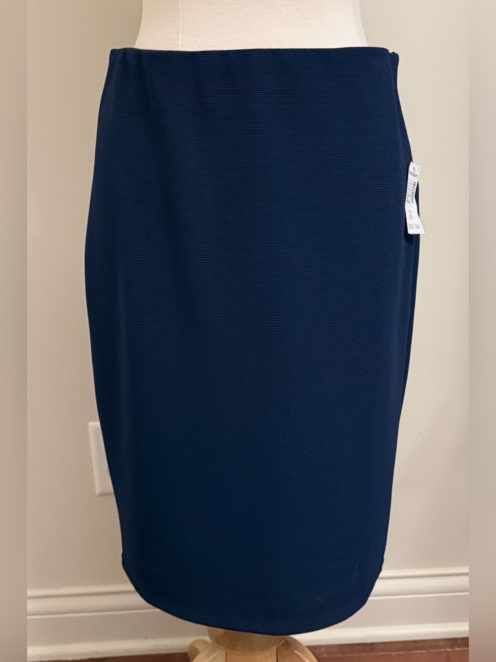 Roz & Ali Blue SZ M Corporate Chic Classic Office Attire Minimalist Pencil Skirt